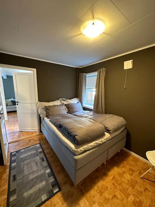 Leilighet I Rolig Gate Med Utsikt Og Gratis Parkering Tromsø Exteriör bild
